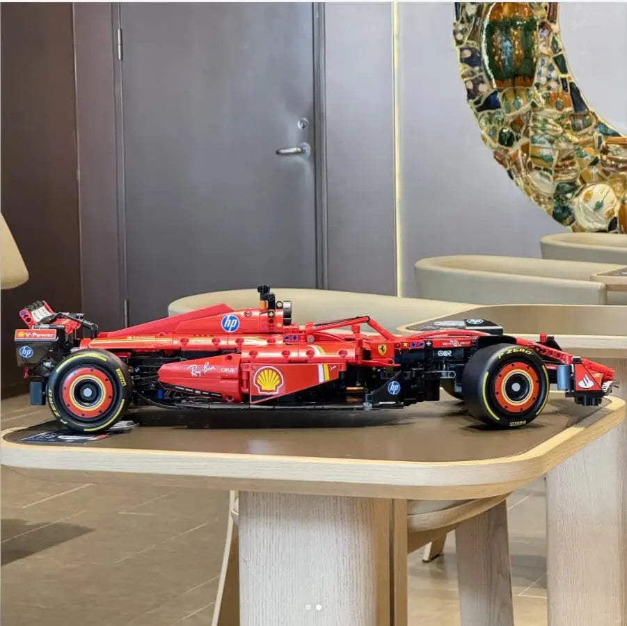 2025 Nuevo coche de carreras deportivo rojo de Fórmula SF-24